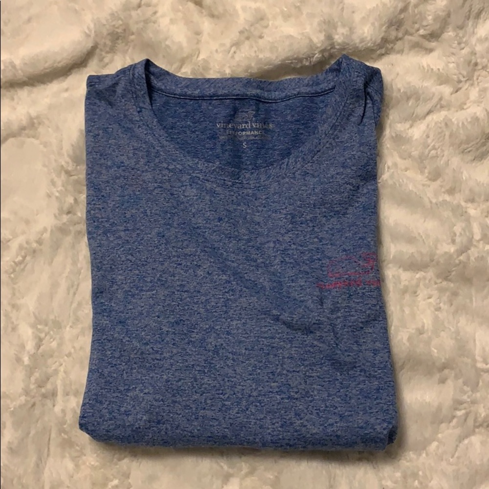 VINEYARD VINES vintage performance tshirt